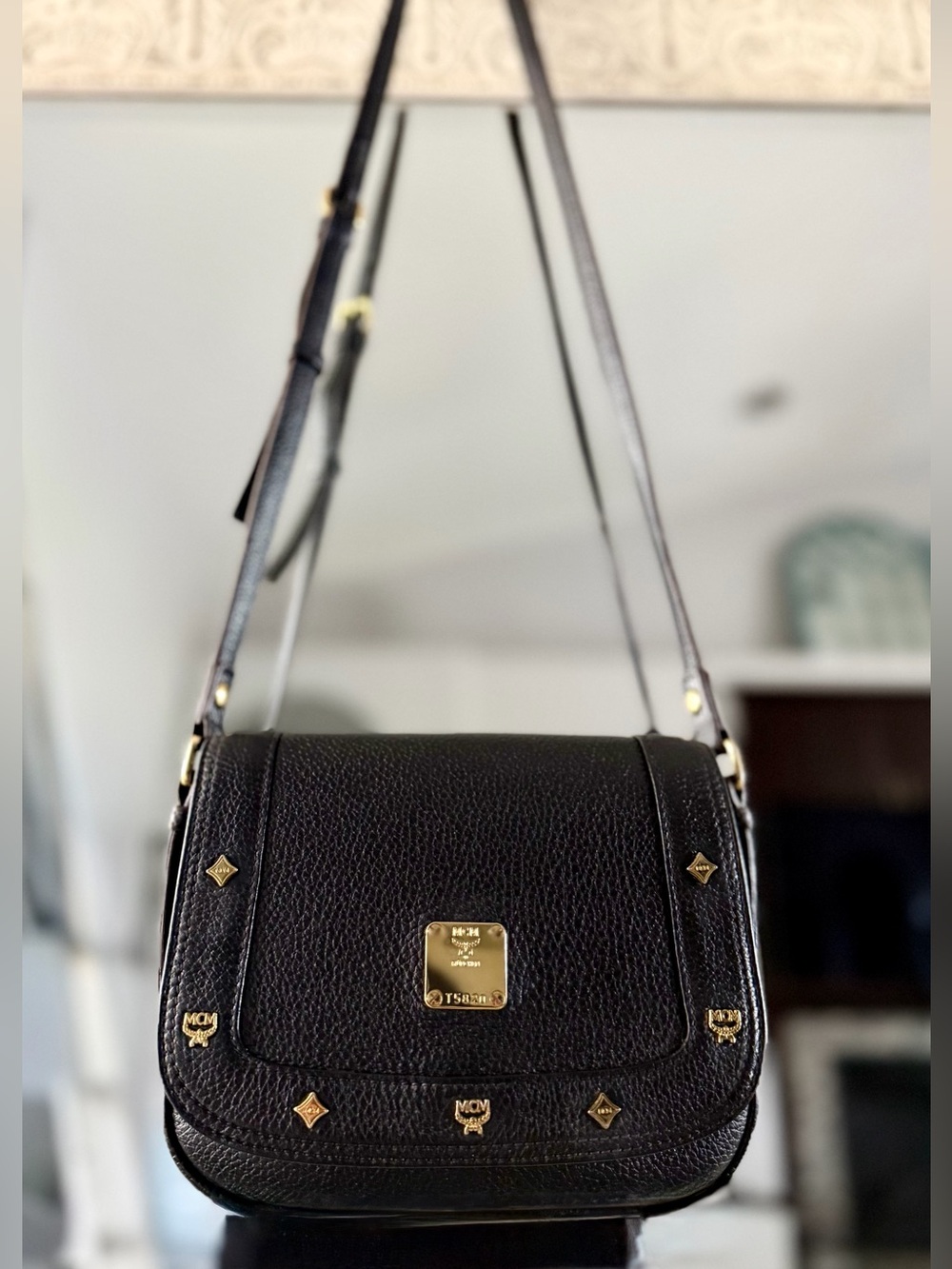MCM Pebbled Black Leather Crossbody Bag with outside slip pocket!! - Picture 2 of 16
